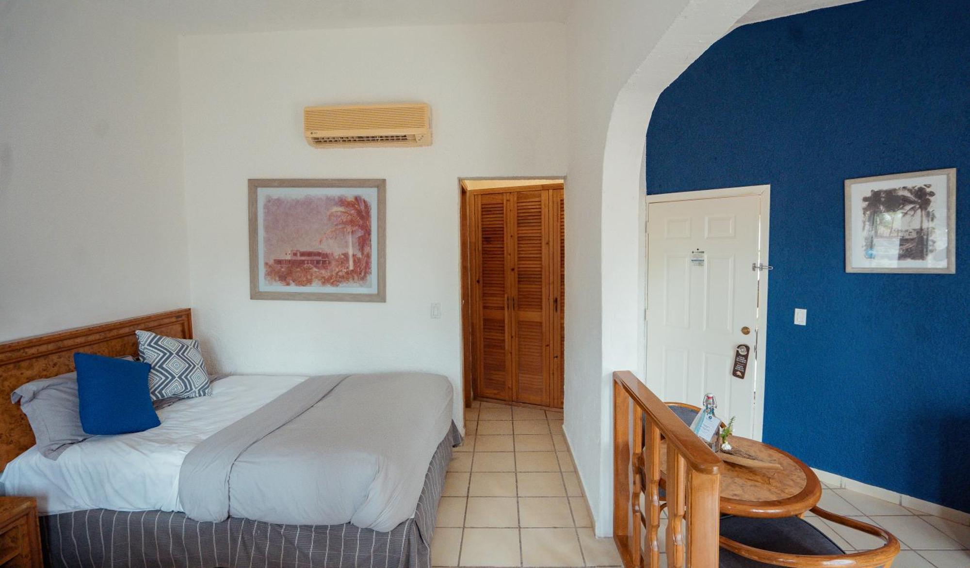 Buena Vista Oceanfront & Hot Springs Resort Buenavista  Luaran gambar